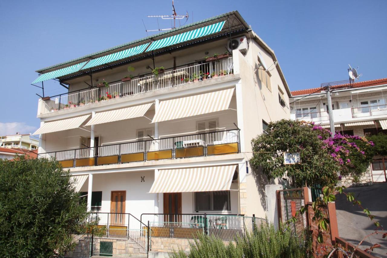 Apartments By The Sea Trogir - 15011 エクステリア 写真